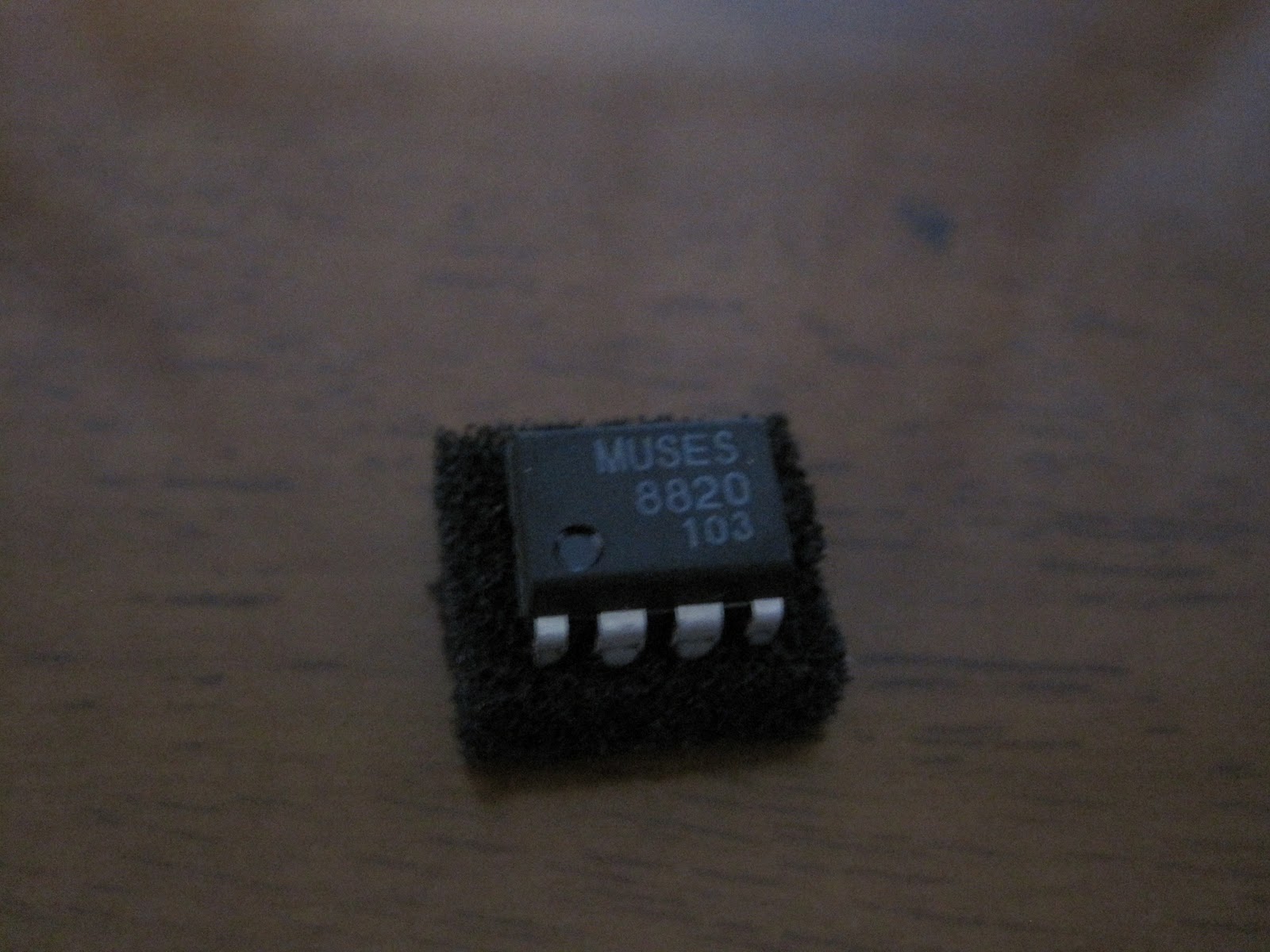 MUSES 8820